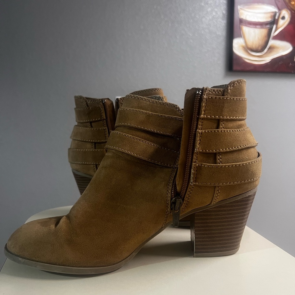 Brown Ankle Boots, size 9, Preowned